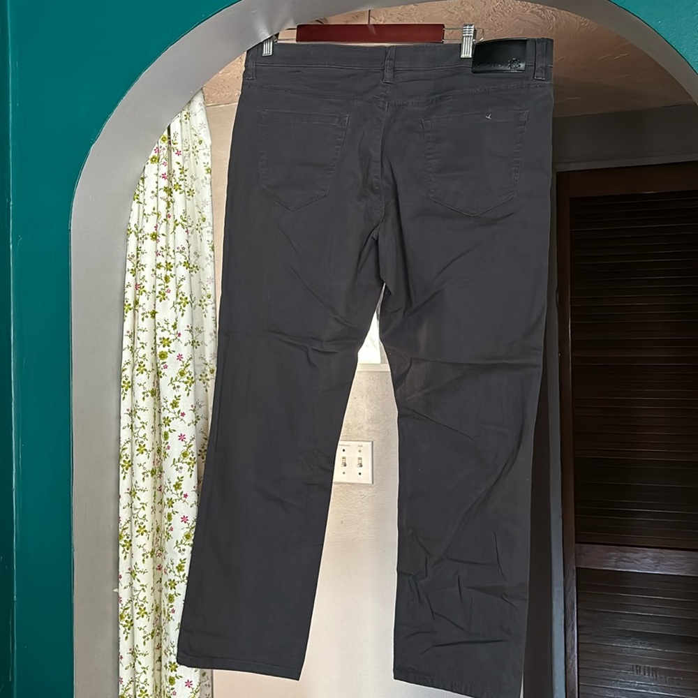 Men’s pant great condition navy